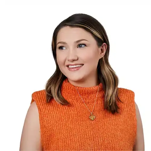 caitlin_wright_softwareone_headshot